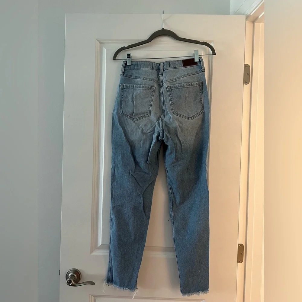 JEANS - Picture 2 of 3